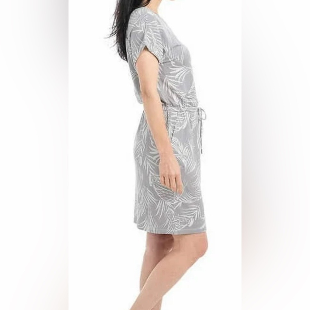 Hilary Radley Gray and White Leaf Print Dress - Picture 2 of 11